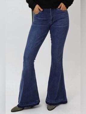 Dear John “Rosie Flare” Mid Rise Flare Jeans With Released Hem Size 27